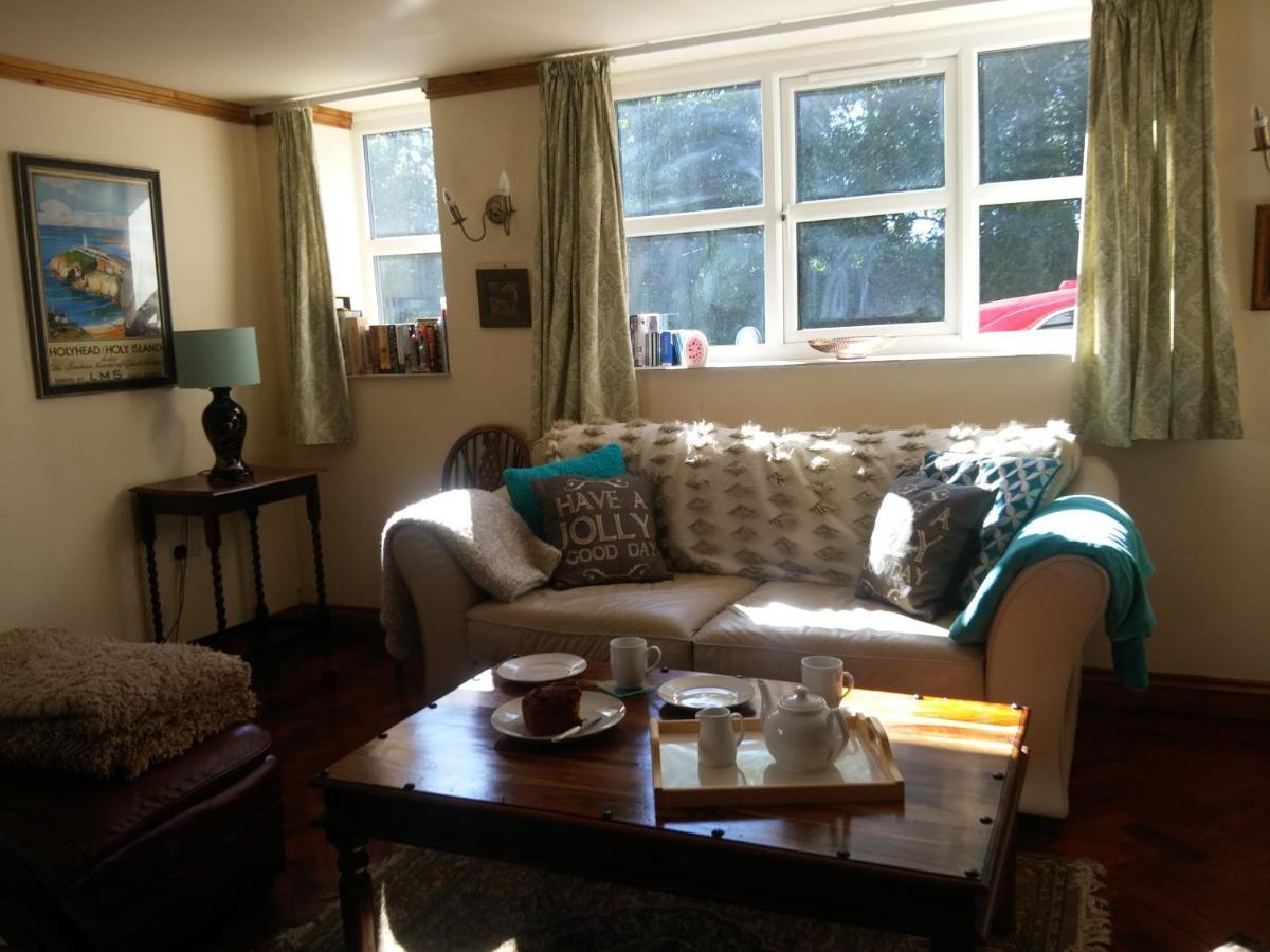 The Old School Caeathro, Snowdon, Eryri And Yr Wydffa Cottages Карнарвон Экстерьер фото